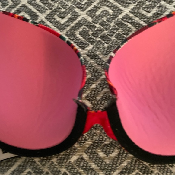 Victoria Secret 36B push up bra💖❤️💖 - Picture 5 of 6